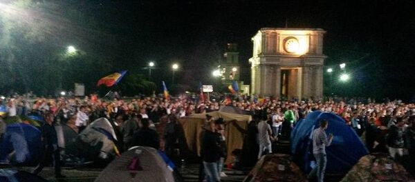 Антиправительственный митинг в центре Кишиневе - Sputnik Moldova