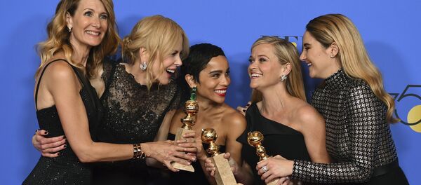 Актрисы Лора Дерн, Николь Кидман, Зои Кравиц, Риз Уизерспун и Шейлин Вудли на церемонии награждения премии Золотой глобус - Sputnik Moldova-România