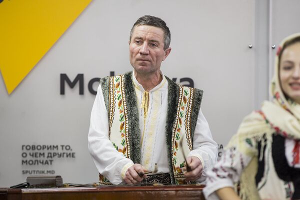 Музыкант ансамбля Ватра Сатулуй - Sputnik Молдова