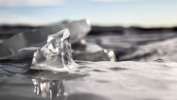 Лед на озере Байкал - Sputnik Молдова