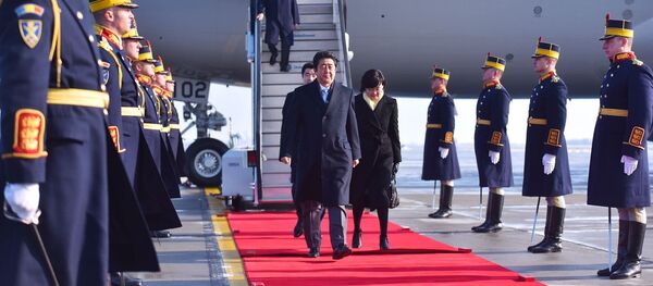 Primirea delegației oficiale și economice din Japonia, condusă de premierul Shinzo Abe, 16 ianuarie 2018, București - Sputnik Moldova-România
