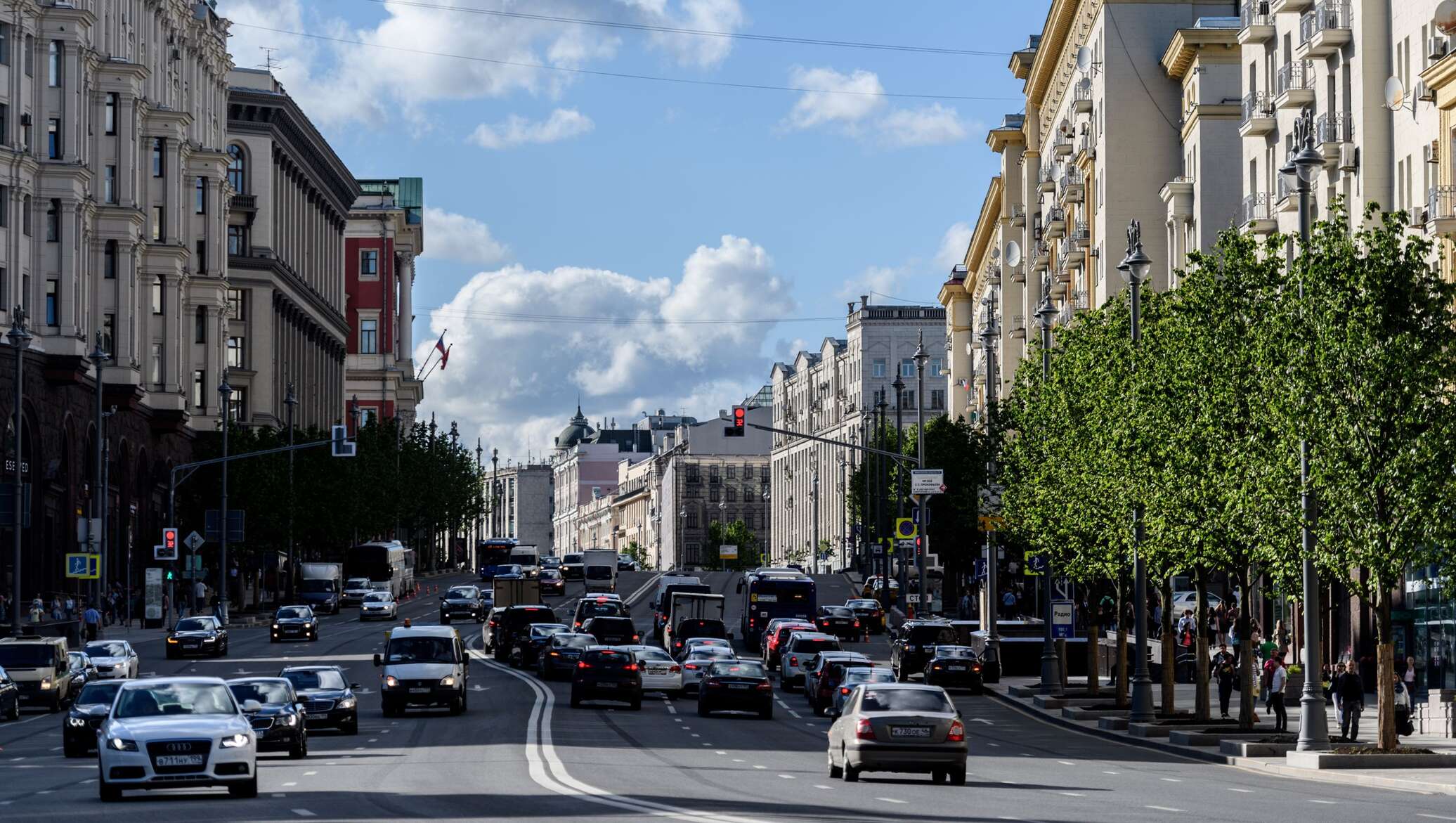 Главная улица москвы. Тверской проспект Москва. Главная улица Москвы Тверская. Пушкинская улица Москва. Тверская улица в 2006.