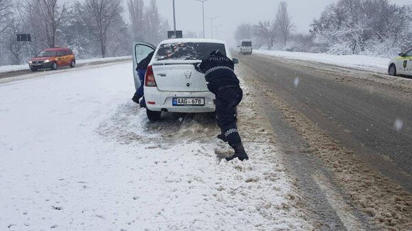 Poliția Poliția - Sputnik Moldova
