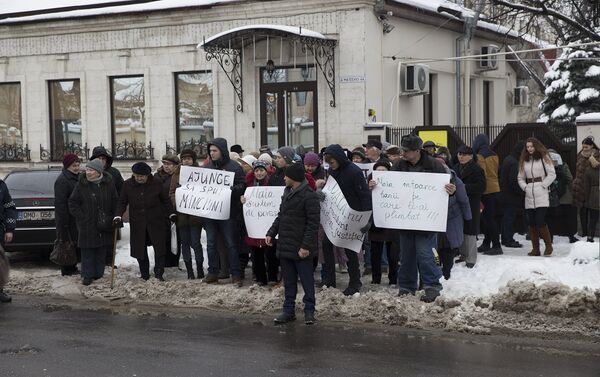 Протест у офиса PAS - Sputnik Молдова