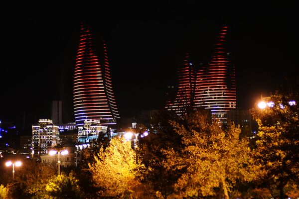 Архитектурный комплекс Башни Пламени в Баку - Sputnik Молдова