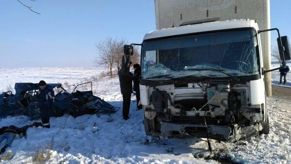 Grav accident rutier în apropierea satului Mihăilenii Vechi - Sputnik Moldova