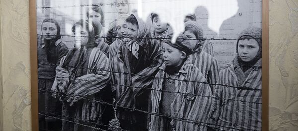 Открытие в Кишиневе центра-музея памяти жертв Холокоста Открытие в Кишиневе центра-музея памяти жертв Холокоста - Sputnik Молдова