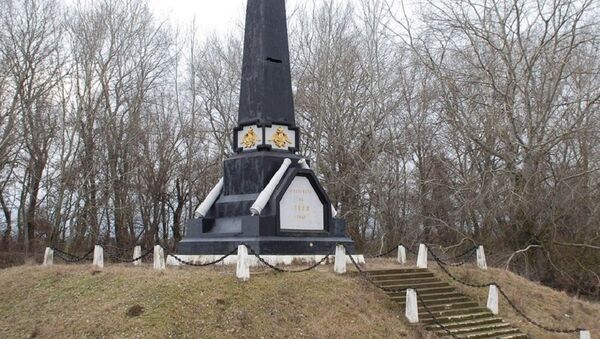 Памятник на месте переправы русской армии через Дунай в 1828 году - Sputnik Молдова