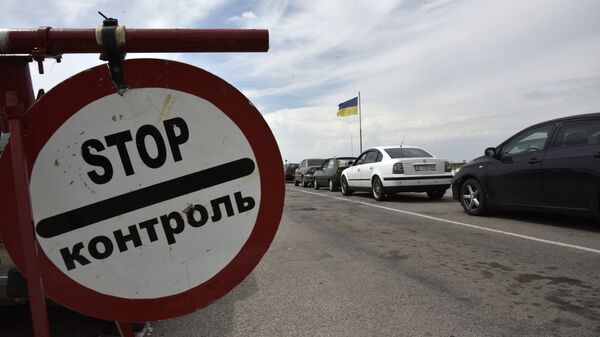 Автомобильный пункт пропуска на украинской границе - Sputnik Moldova