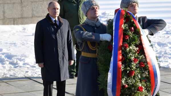 Рабочая поездка президента РФ В. Путина в Волгоград - Sputnik Молдова