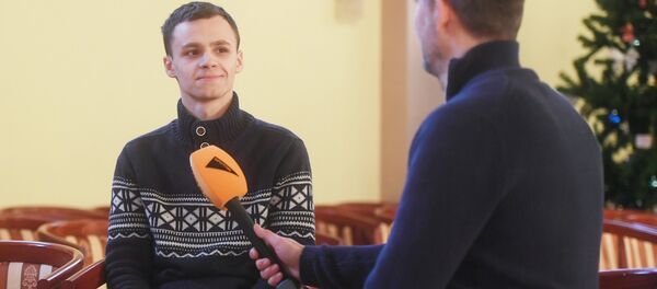 Интервью с участником Международного вокального конкурса Ты супер! Максимом Гнатюком - Sputnik Молдова