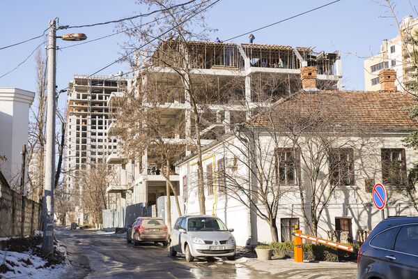 Chişinău. Oraşul vechi a devenit un şantier de construcţie - Sputnik Moldova-România