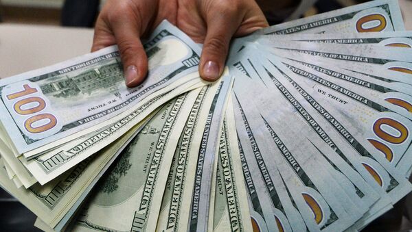 Доллары США, архивное фото. - Sputnik Молдова