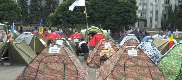 Палаточный городок в центре Кишинева Палаточный городок в центре Кишинева - Sputnik Moldova
