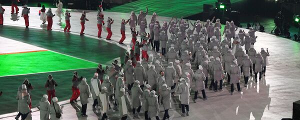 Les sportifs russes défilent à Pyeongchang sous la bannière olympique Les sportifs russes défilent à Pyeongchang sous la bannière olympique - Sputnik Moldova-România