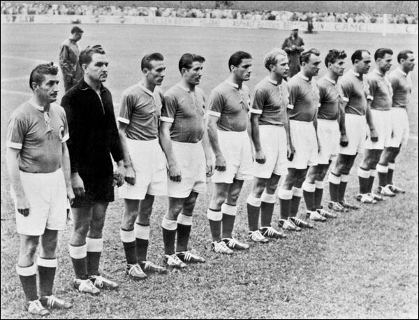 Naționala Germaniei la mondialul din 1954 Naționala Germaniei la mondialul din 1954 - Sputnik Moldova-România