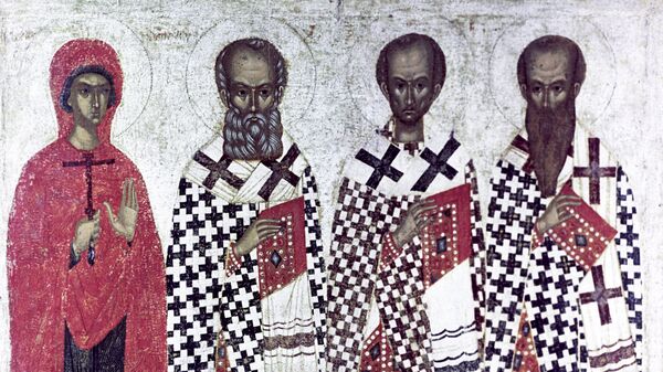 Icoana ”Sfinţii Trei Ierarhi: Vasile cel Mare, Grigorie Teologul şi Ioan Gură de Aur” - Sputnik Moldova