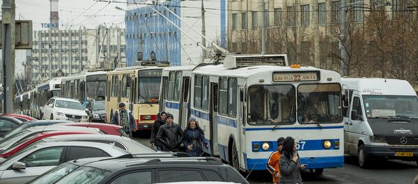 Пробки в Кишиневе, архивное фото. Пробки в Кишиневе, архивное фото. - Sputnik Молдова