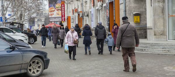 Люди в городе - Sputnik Moldova