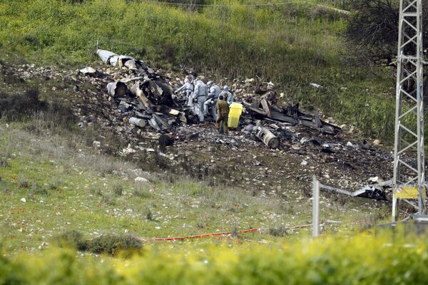 Locul căderii avionului israelian F-16 Locul căderii avionului israelian F-16 - Sputnik Moldova-România