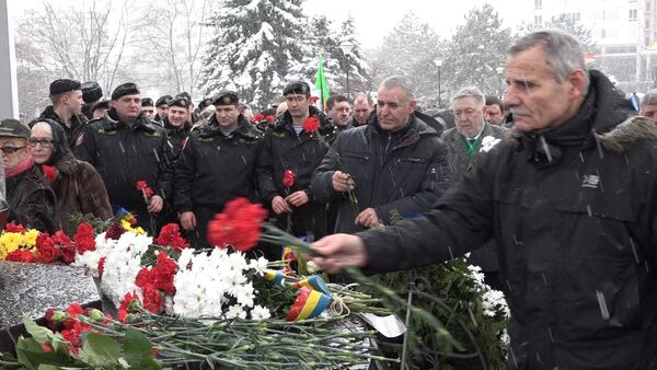 В Кишиневе отметили День памяти погибших в Афганистане - Sputnik Молдова