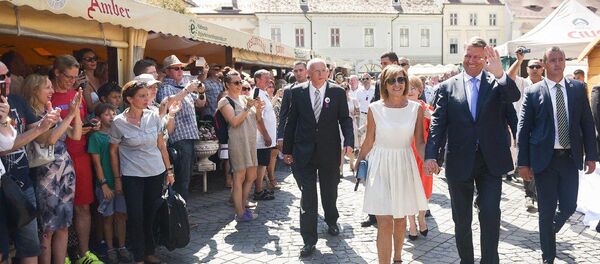 Klaus Iohannis și Carmen Iohannis - Sputnik Moldova-România