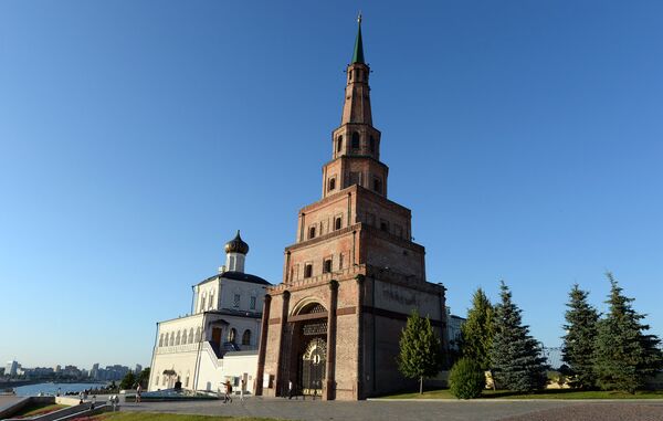 Башня Сююмбике в Казанском кремле является падающей башней (имеет заметный наклон). Точная дата постройки неизвестна, впервые упоминается в летописях в 1777 году. - Sputnik Молдова