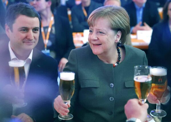 Канцлер Германии Ангела Меркель на встрече Христианско-демократического союза Германии в немецком Деммине - Sputnik Молдова