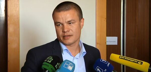 Парламент одобрил кандидатуру врио генпрокурора Парламент одобрил кандидатуру врио генпрокурора - Sputnik Молдова