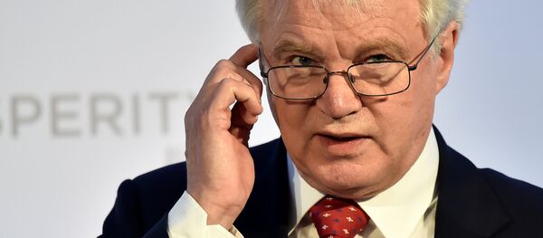 Britain's Secretary of State for leaving the EU David Davis speaks at the Prosperity UK 2017 conference in London, April 26, 2017 - Sputnik Moldova-România