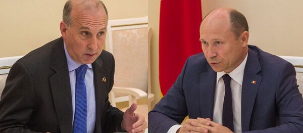 James D. Pettit şi Valeriu Streleţ - Sputnik Moldova