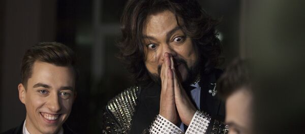 Народный артист России Филипп Киркоров переживал за DoReDoS на протяжении всего шоу - Sputnik Молдова