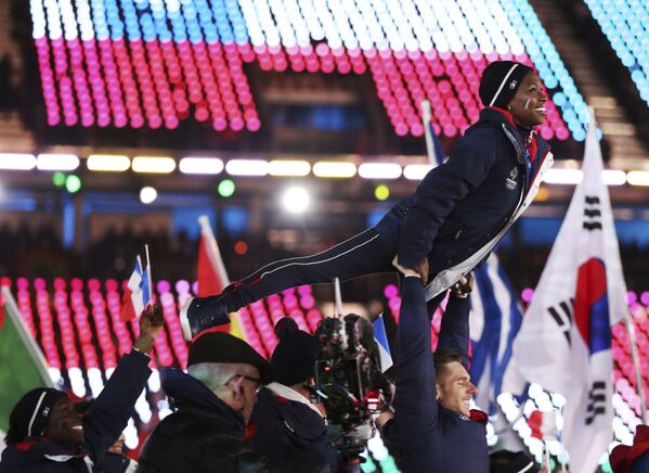 Спортсмены сборной Франции на церемонии закрытия XXIII зимних Олимпийских игр в Пхенчхане - Sputnik Молдова