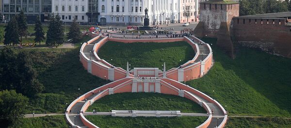 Чкаловская лестница – монументальная лестница в историческом центре Нижнего Новгорода, соединяющая Верхне-Волжскую и Нижне-Волжскую набережные. Чкаловская лестница – монументальная лестница в историческом центре Нижнего Новгорода, соединяющая Верхне-Волжскую и Нижне-Волжскую набережные. - Sputnik Молдова