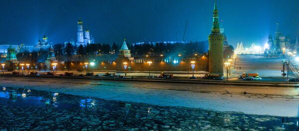 View of the Moscow Kremlin from the Bolshoy Moskvoretsky bridge. - Sputnik Moldova
