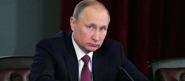 Президент РФ В. Путин принял участие в расширенном заседании коллегии МВД России Президент РФ В. Путин принял участие в расширенном заседании коллегии МВД России - Sputnik Moldova-România