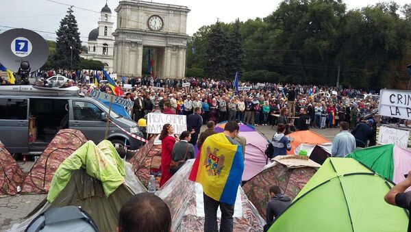 Протесты в Кишиневе 13 сентября, площадь ПВНС - Sputnik Moldova