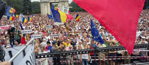 Протесты в Кишиневе 13 сентября на площади Великого национального собрания - Sputnik Moldova
