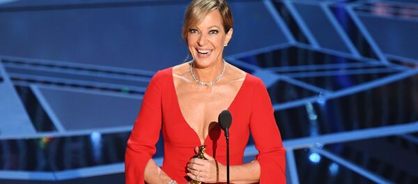 Лучшая актриса второго плана: Эллисон Дженни за Я, Тоня Лучшая актриса второго плана: Эллисон Дженни за Я, Тоня - Sputnik Молдова