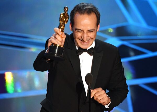 Premiul Oscar pentru cea mai bună coloană sonoră: Alexandre Desplat, pentru „The Shape of Water” - Sputnik Moldova