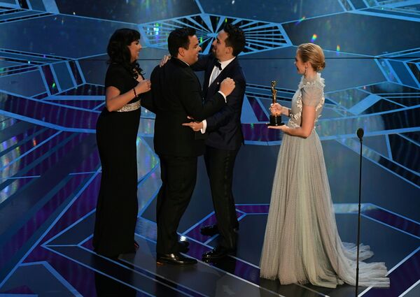 Premiul Oscar pentru cel mai bun cântec: „Remember Me” (Kristen Anderson - Lopez şi Robert Lopez, pentru „Coco”) - Sputnik Moldova
