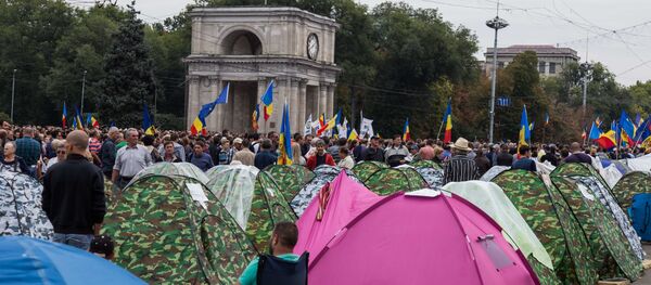 Протесты в Кишиневе 13 сентября на площади Великого национального собрания - Sputnik Moldova