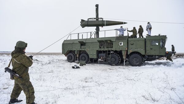 Пуск баллистической ракеты ОТРК Искандер-М с полигона Капустин Яр - Sputnik Молдова