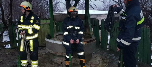 Femeie - Fântână - Sputnik Moldova