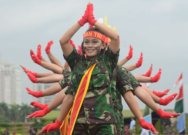 Женщины-солдаты индонезийской армии - Sputnik Молдова
