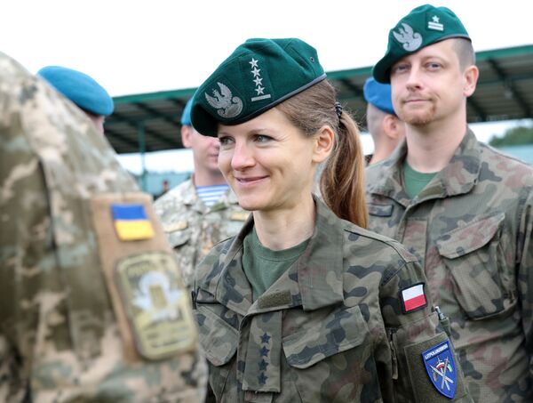 Военнослужащие армии Польши на церемонии открытия военных учений Rapid Trident-2017 - Sputnik Молдова