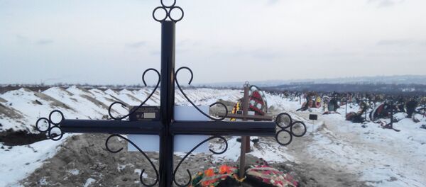 Реклама бюро ритуальных услуг на крестах - Sputnik Молдова