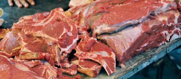 Carne confiscată de ofițerii de investigații - Sputnik Moldova