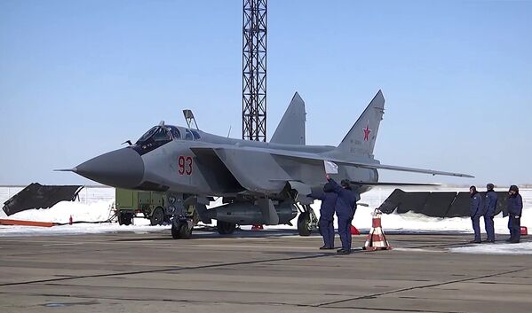 MiG-31 a efectuat a testat racheta hipersonică Kinjal - Sputnik Moldova-România