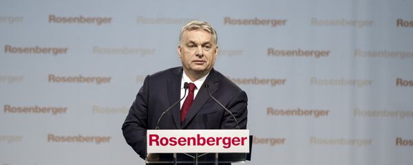 Premierul Ungariei, Viktor Orban, la uzina Rosenberger Premierul Ungariei, Viktor Orban, la uzina Rosenberger - Sputnik Moldova-România